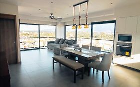 Mountain View Luxury Condo I Céntrico